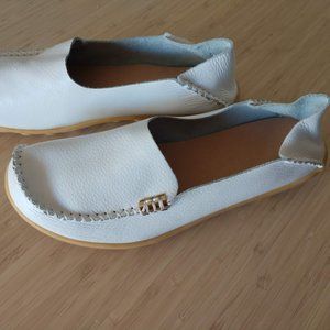 VenusCelia Women's Natural Comfort Walking Flat Loafer